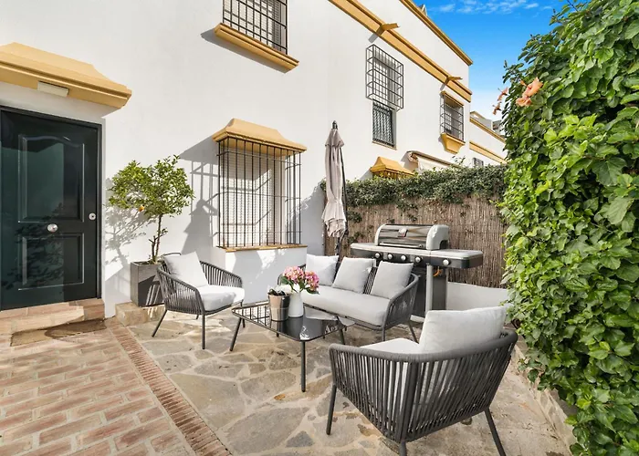 Nyaraló Casa Stefania - Modern Townhouse By Finest *