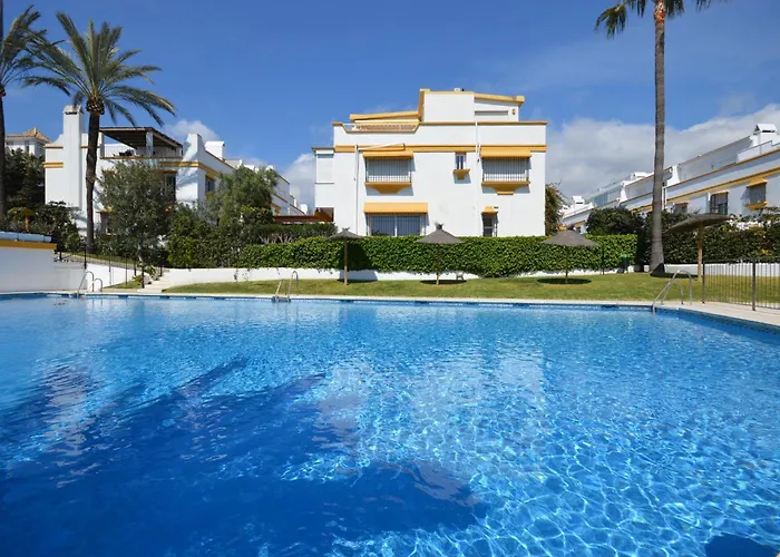 Casa Stefania - Modern Townhouse By Finest * Marbella