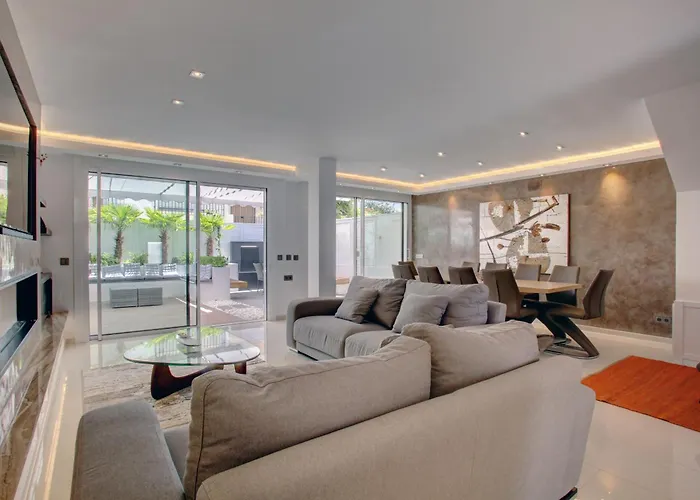 Casa Stefania - Modern Townhouse By Finest *