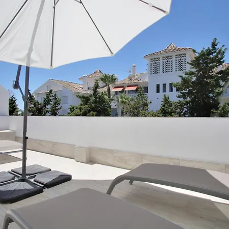 Casa Stefania - Modern Townhouse By Finest