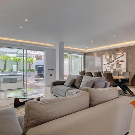 Casa Stefania - Modern Townhouse By Finest *