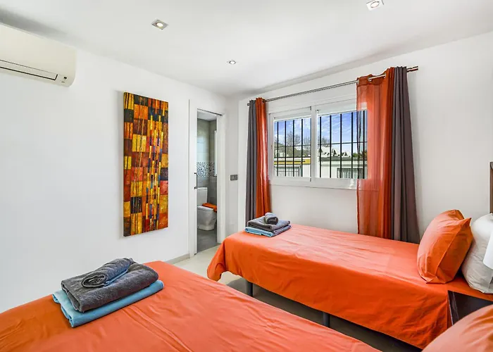 Casa Stefania - Modern Townhouse By Finest