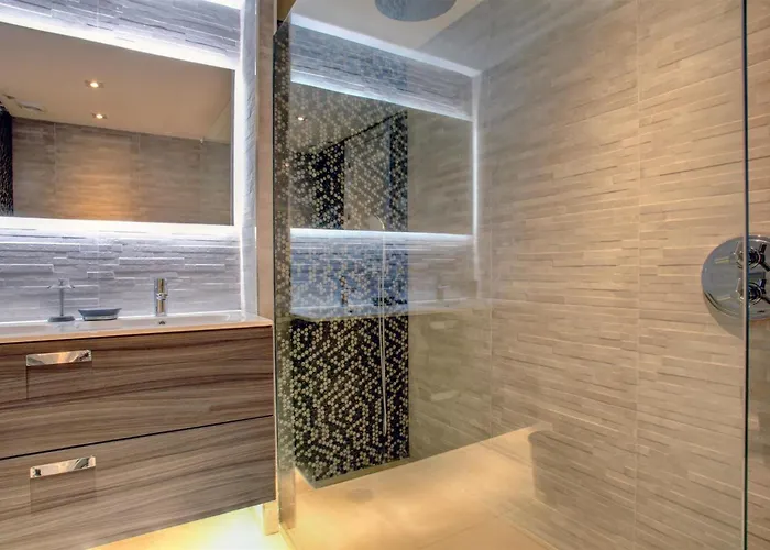Casa Stefania - Modern Townhouse By Finest *