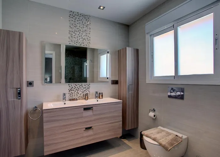 Casa Stefania - Modern Townhouse By Finest Будинок відпочинку Марбелья