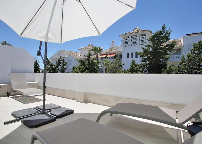 Casa Stefania - Modern Townhouse By Finest