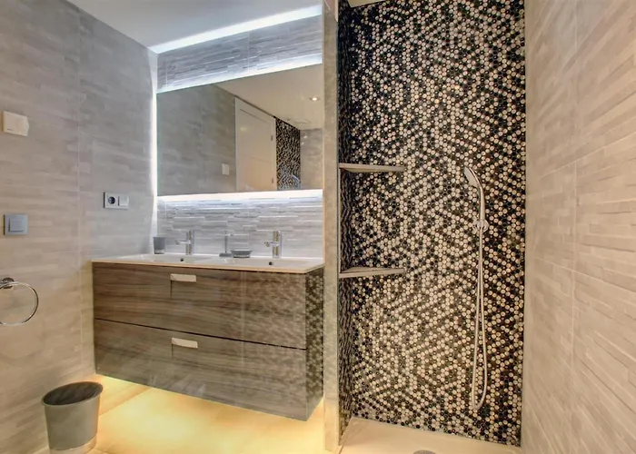 Casa Stefania - Modern Townhouse By Finest *