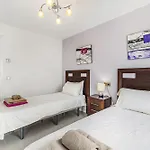 Σπίτι διακοπών Casa Stefania - Modern Townhouse By Finest *