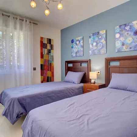 Casa Stefania - Modern Townhouse By Finest